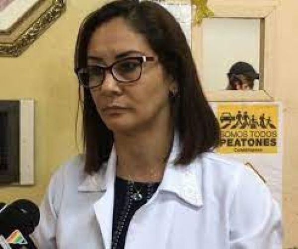Médica cuestiona “desatinada” decisión de ministro por cambio político en Región Sanitaria