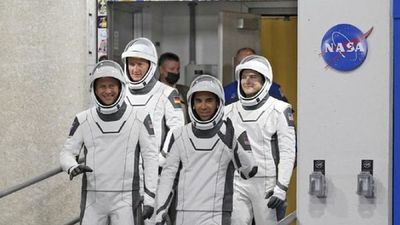Cuatro astronautas despegaron hacia la ISS con SpaceX