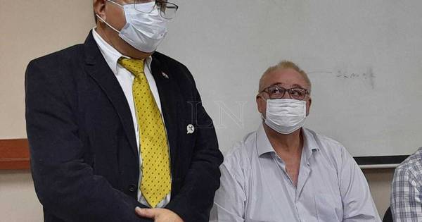 La Nación / Alto Paraná: gobernador aceptó que quería cambio de dirección en la región sanitaria