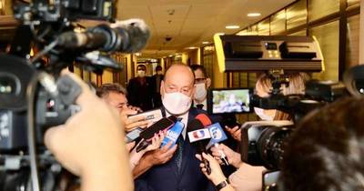 La Nación / Salomón afirma que se necesitan más datos sobre expropiación de la estancia Pindó