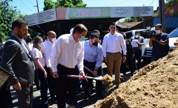 Diario HOY | Municipalidad y Essap inician cambio de 100 kilómetros de cañerías en Asunción