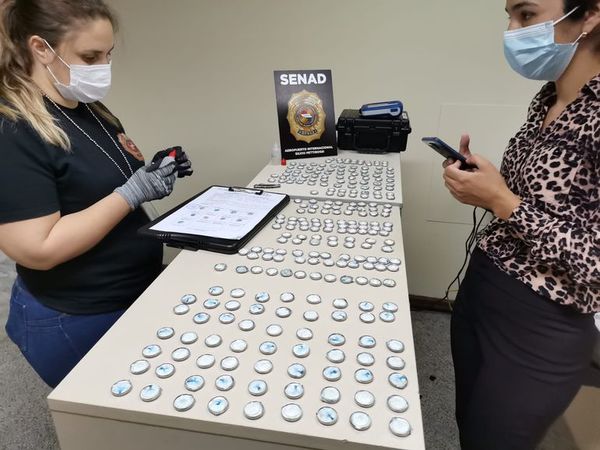 Senad descubre “narcobotones” que debían ser enviados a África - Nacionales - ABC Color