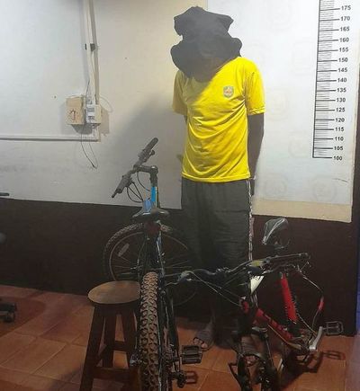 Cae presunto ladrón tras hurto en vivienda de funcionaria fiscal - ABC en el Este - ABC Color
