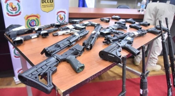Diario HOY | Ordenan la prisión de tres militares por tráfico de armas