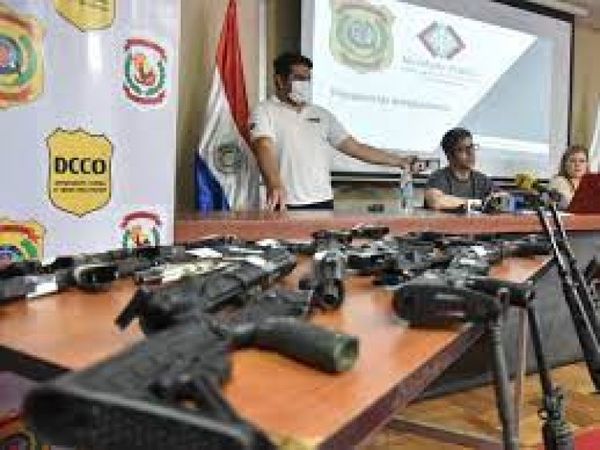 Ordenan prisión de militares por desaparición de armas en Dimabel