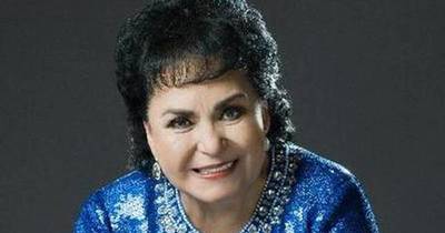 La Nación / La actriz mexicana Carmen Salinas, hospitalizada de emergencia