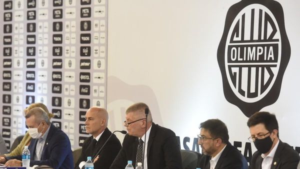 Aprueban balance pese a alta deuda
