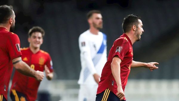 España sale del apuro con lo justo