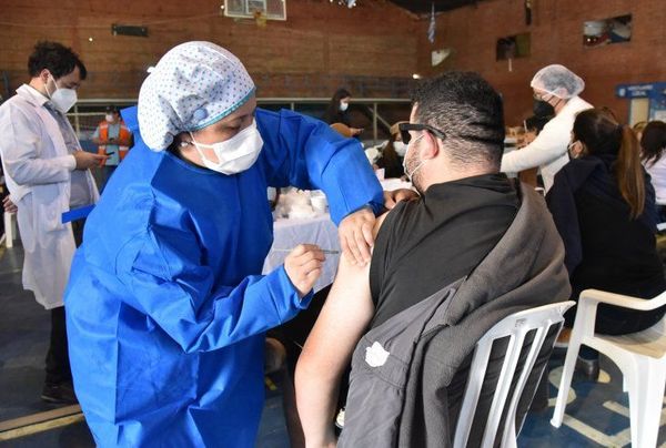 Proyecto para establecer áreas para vacunados y no vacunados es “inviable”, afirman desde AIHPY | Ñanduti