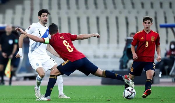 España sale del apuro con lo justo - Fútbol Internacional - ABC Color