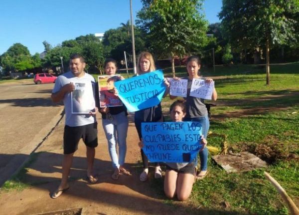 Familiares del niño que murió tras caer al desagüe exigen justicia