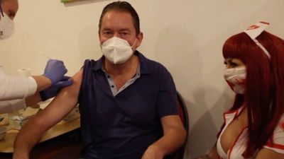Habilitan vacunatorio en casa de citas y dan servicio gratis a inmunizados