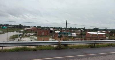 La Nación / Tras temporal en Concepción, viviendas quedaron inundadas ante falta de desagüe pluvial