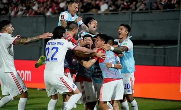 Paraguay pierde en casa y está cada vez más lejos del Mundial Qatar