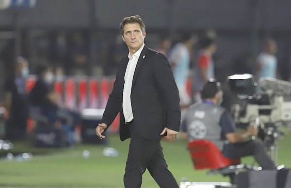 Crónica / Guillermo Barros Schelotto: “El responsable soy yo”