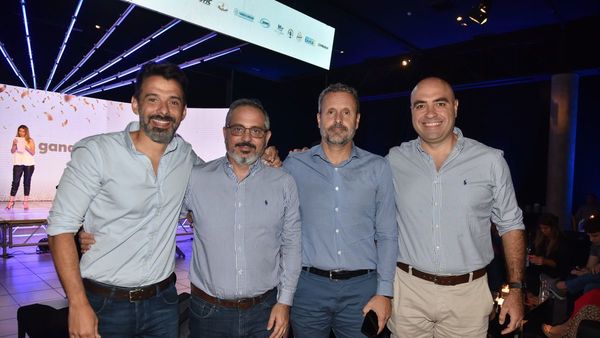 Emotiva presentación oficial del Grupo MAO