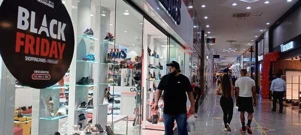 BLACK FRIDAY: Optimismo de comerciantes en Ciudad del Este