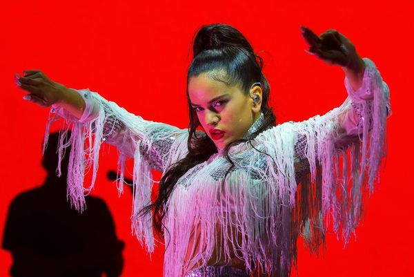 Vídeo de “La Fama” de Rosalía supera 2,2 millones de reproducciones en un día - Música - ABC Color