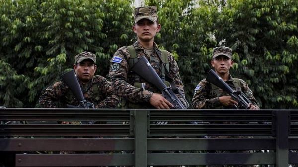 Despliegan a las Fuerzas Armadas en El Salvador por la reciente escalada de violencia homicida