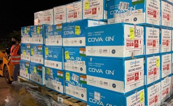Covaxin: llegan al país 400.000 enviadas por el Gobierno de la India