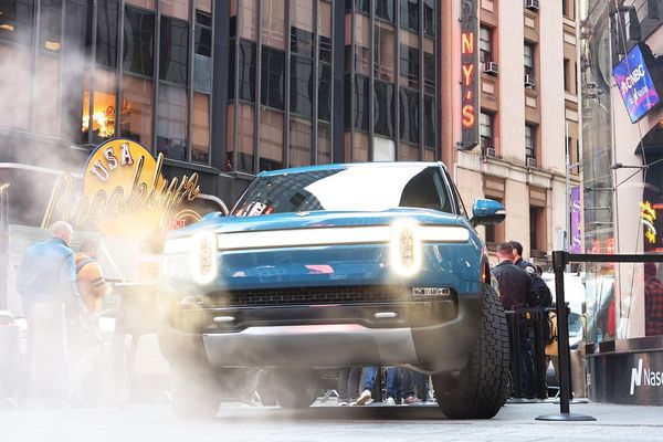 La loca carrera en bolsa de los autos eléctricos