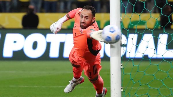 David Ospina: "Nos espera un partido difícil ante Paraguay"