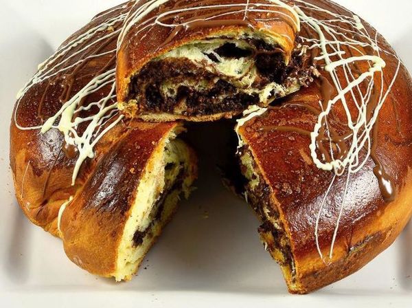 Prepara una rosca navideña rellena de chocolate y nueces - Gastronomía - ABC Color