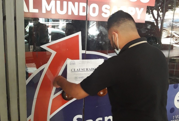 Clausuran local céntrico por falta de patente en CDE