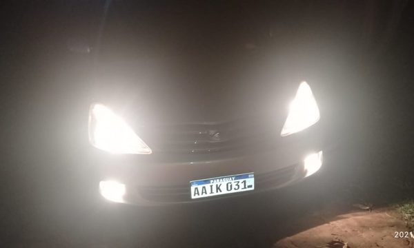 Investigan caso de mujer encontrada muerta en su vehículo