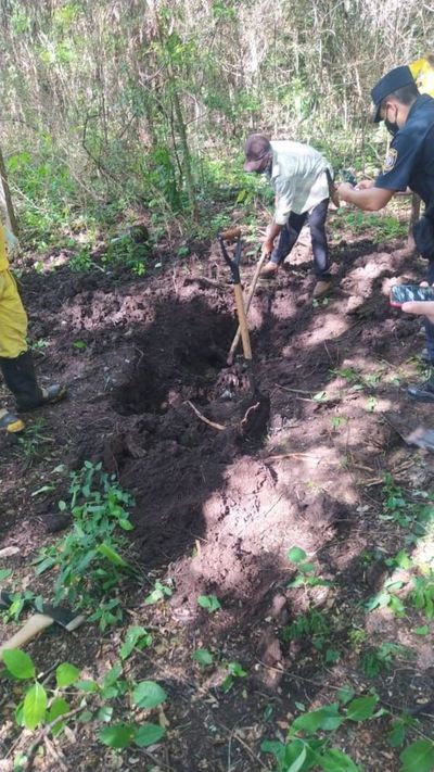 Hallan cuerpo en un fosa común en Pedro Juan - Nacionales - ABC Color