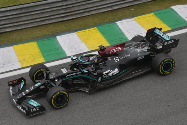 GP Brasil: Hamilton es penalizado con cinco puestos en la grilla