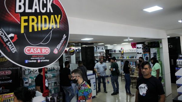 Compradores aprovecharon ofertas en primera jornada del Black Friday