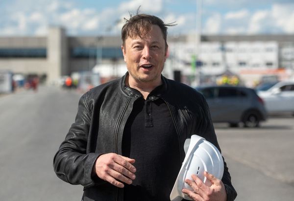 Elon Musk vendió 6.900 millones de dólares de acciones de Tesla