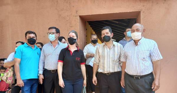La Nación / Impiden posesión de cargo de supervisor educativo en Caaguazú
