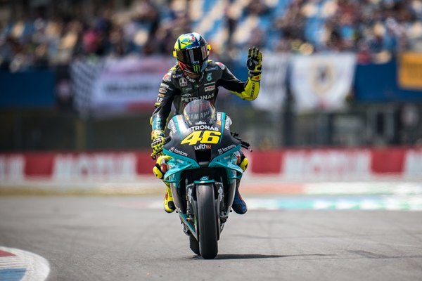 Se retira Valentino Rossi, el amo de la MotoGP