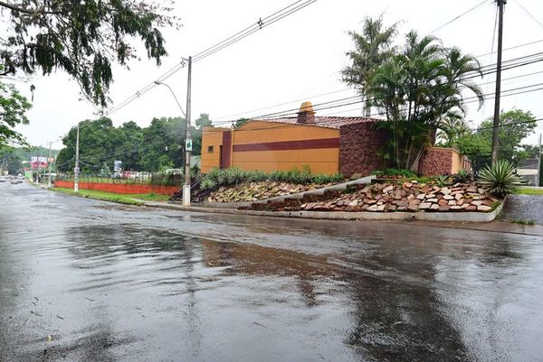 Lambaré necesita orden, arreglo de calles y eliminación de aguas servidas - Nacionales - ABC Color