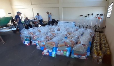 Yacyretá inicia entrega de víveres por veda pesquera en Itapúa - .::Agencia IP::.