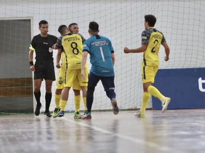 Recoleta y Humaitá se anotan en semifinales - APF