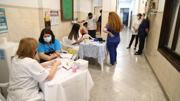 Vacunación disminuye pacientes diabéticos complicados por Covid