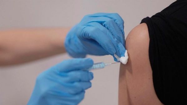 Lo que se sabe de la vacunas contra Covid-19 para niños y adolescentes