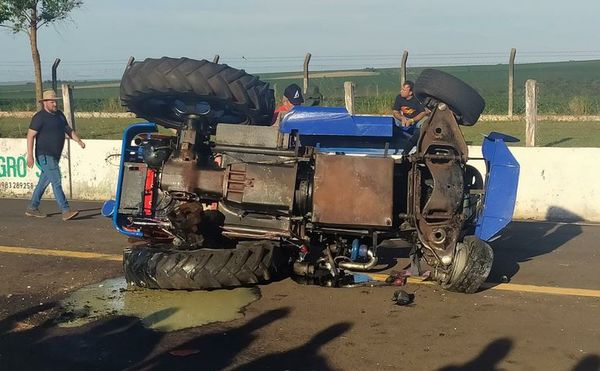 Iruña: Piloto brasileño fallece en demostración de picada de tractores - La Clave