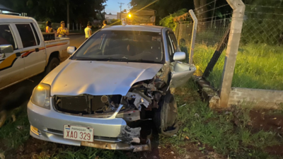 Conductor ebrio protagonizo triple choque en Ciudad del Este