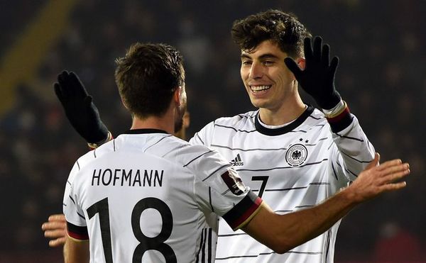 Alemania cierra la fase de clasificación con goleada - Fútbol Internacional - ABC Color