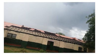 Temporal destruye comedor de escuela en Boquerón