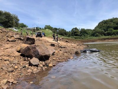 Cuerpo hallado en río Paraná aún no fue identificado y podría tratarse de un brasileño - ABC en el Este - ABC Color