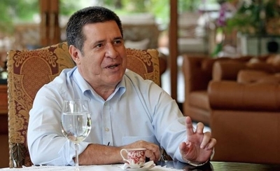 Diario HOY | HC sobre Santiago Peña: "No es que marca muy bien, marca demasiado bien"