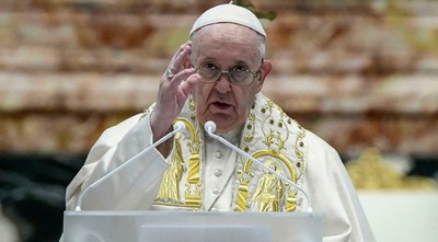 El papa pide «gestos concretos» para dar «esperanza y dignidad» a los débiles