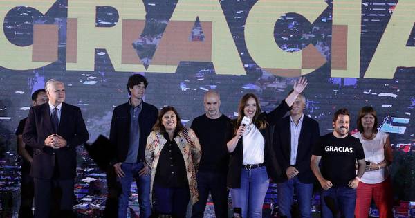 La Nación / Alberto y Cristina, derrotados en la Argentina, no controlarán el Congreso