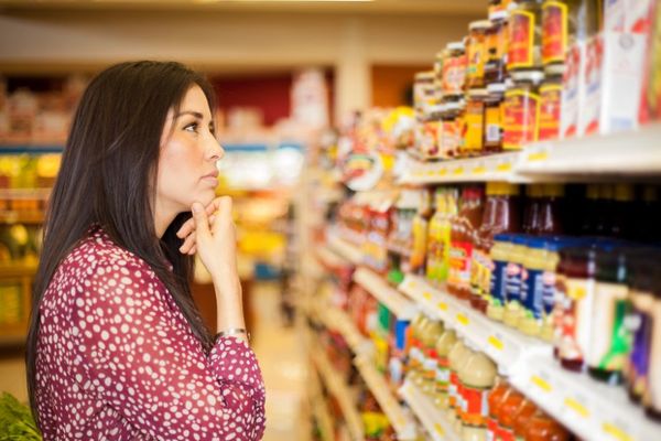 Confianza de los consumidores vuelve a retroceder, ahora por la elevada inflación - MarketData