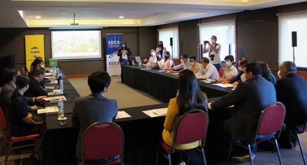 Evalúan acciones para mejorar la producción y comercialización frutihortícola del Paraguay